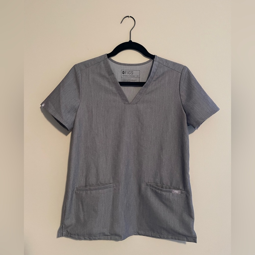 Figs Graphite Casma Three-Pocket Scrub Top - Women’s XS